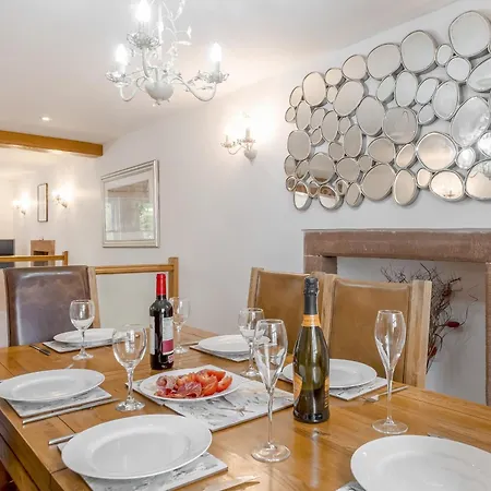 بيت للعطل Mary's *