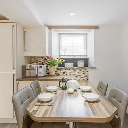 Mary's * كيسويك